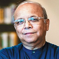 Dr. Rajan Saxena